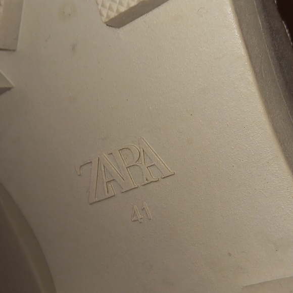 Zara lace up cream chunky rubberized combat boot - Picture 7 of 7